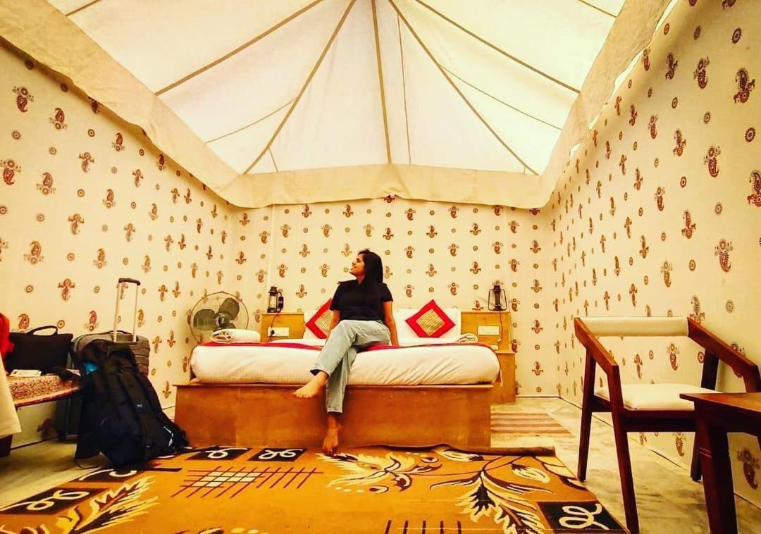 The Desert Royal Heritage Camp Jaisalmer Dış mekan fotoğraf