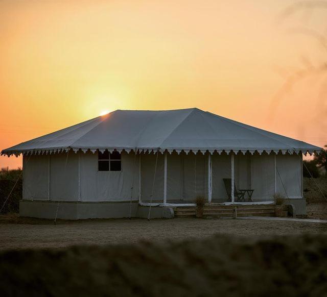 The Desert Royal Heritage Camp Jaisalmer Dış mekan fotoğraf